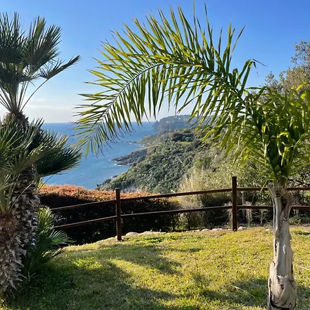 Holiday home Laura Coccorino