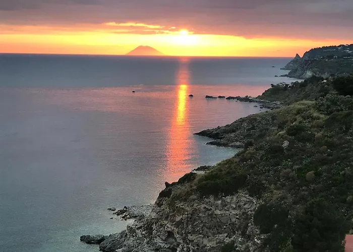 Laura בית נופש *